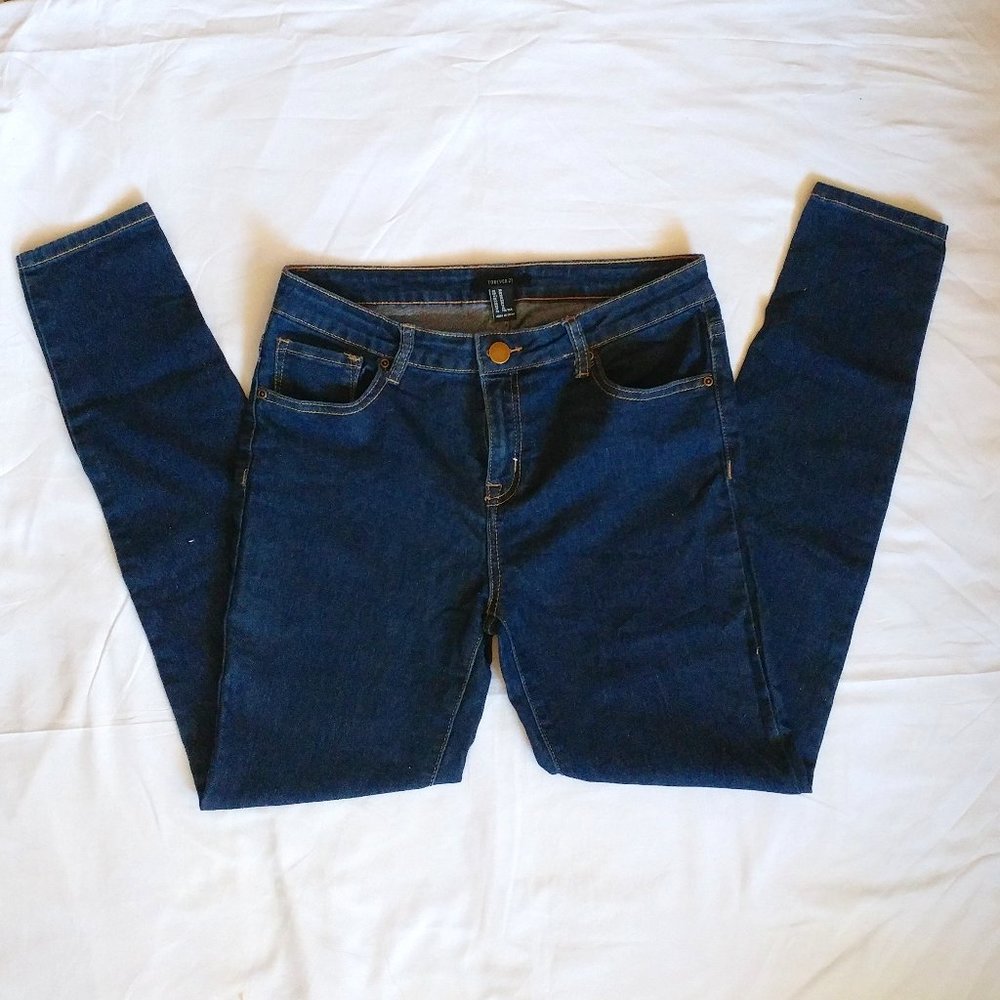 Forever 21 | Dark Wash Skinny Jeans